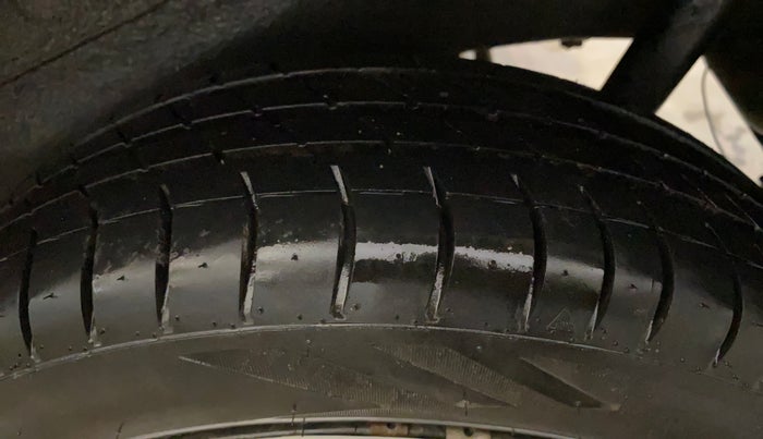 2018 Maruti Wagon R 1.0 VXI AMT, Petrol, Automatic, 22,191 km, Left Rear Tyre Tread