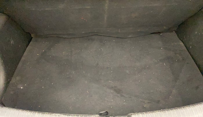 2019 Hyundai Grand i10 SPORTZ 1.2 KAPPA VTVT, Petrol, Manual, 76,275 km, Boot Inside