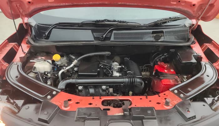 2022 Renault Kiger RXT (O) AMT DUAL TONE, Petrol, Automatic, 53,592 km, Engine View