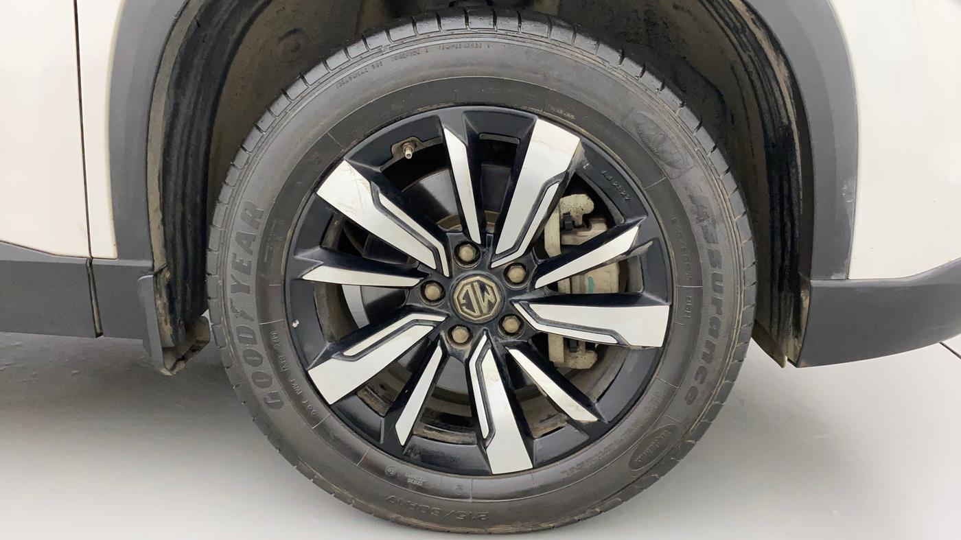 2019 MG HECTOR SHARP 1.5 DCT PETROL, Petrol, Automatic, 22,381 km, Right Front Wheel