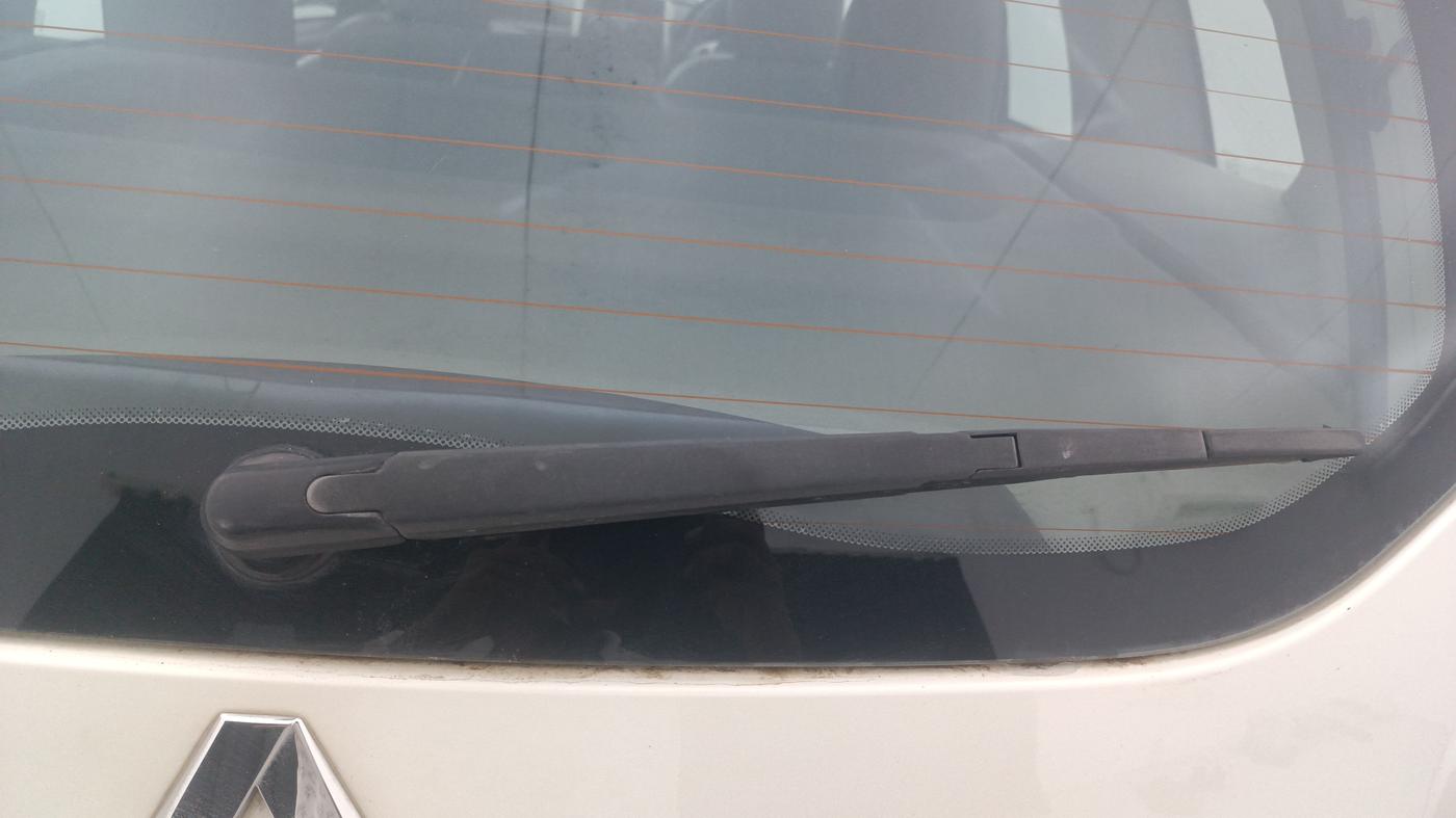 2016 Renault Duster 85 PS RXZ DIESEL, Diesel, Manual, 1,32,712 km, Rear Wiper