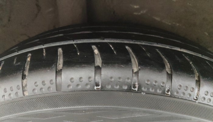 2017 Honda City 1.5L I-VTEC ZX CVT, Petrol, Automatic, 66,841 km, Right Rear Tyre Tread