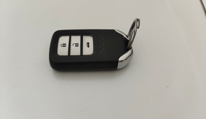 2017 Honda City 1.5L I-VTEC ZX CVT, Petrol, Automatic, 66,841 km, Key Close Up