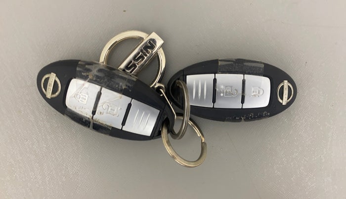 2023 Nissan MAGNITE XV MT, Petrol, Manual, 35,403 km, Key Close Up