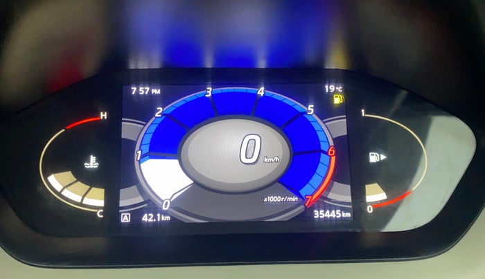 2023 Nissan MAGNITE XV MT, Petrol, Manual, 35,403 km, Odometer Image