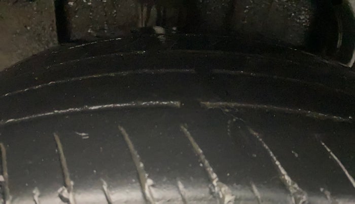 2023 Nissan MAGNITE XV MT, Petrol, Manual, 35,403 km, Right Rear Tyre Tread