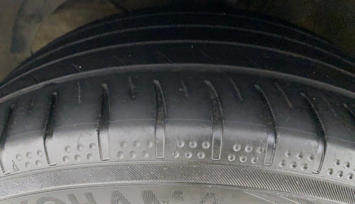 2017 Maruti Baleno ZETA CVT PETROL 1.2, Petrol, Automatic, 91,799 km, Left Front Tyre Tread