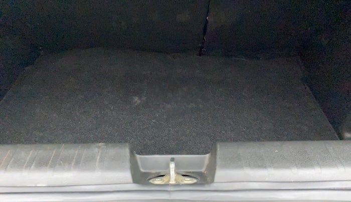 2017 Maruti Baleno ZETA CVT PETROL 1.2, Petrol, Automatic, 91,799 km, Boot Inside