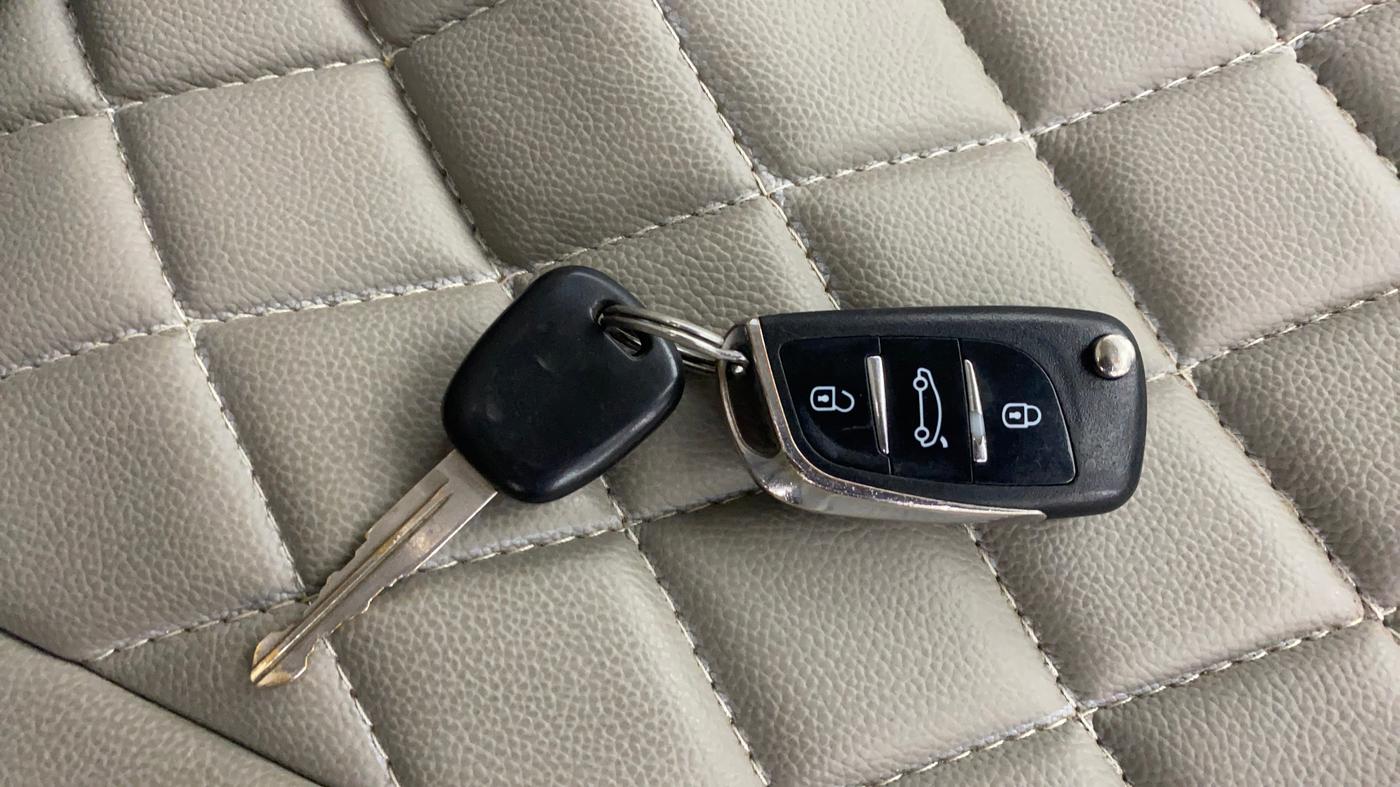 2019 Maruti Celerio ZXI AMT, Petrol, Automatic, 1,12,553 km, Key Close Up