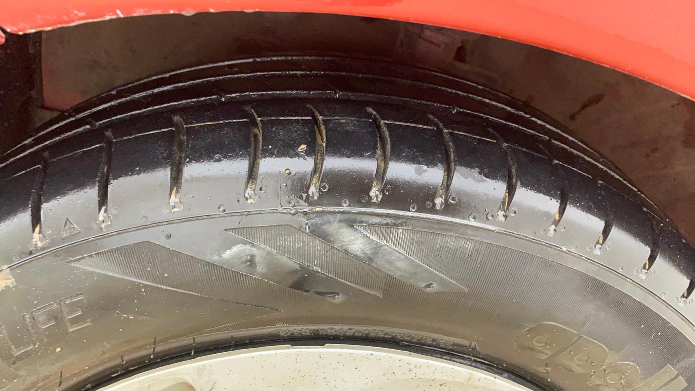 2019 Maruti Celerio ZXI AMT, Petrol, Automatic, 1,12,553 km, Left Front Tyre Tread