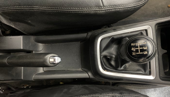 2019 Maruti Swift ZDI, Diesel, Manual, 39,842 km, Gear Lever