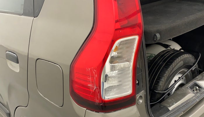 2021 Maruti New Wagon-R LXI CNG (O) 1.0, CNG, Manual, 32,138 km, Left tail light - < 2 inches,no. = 2