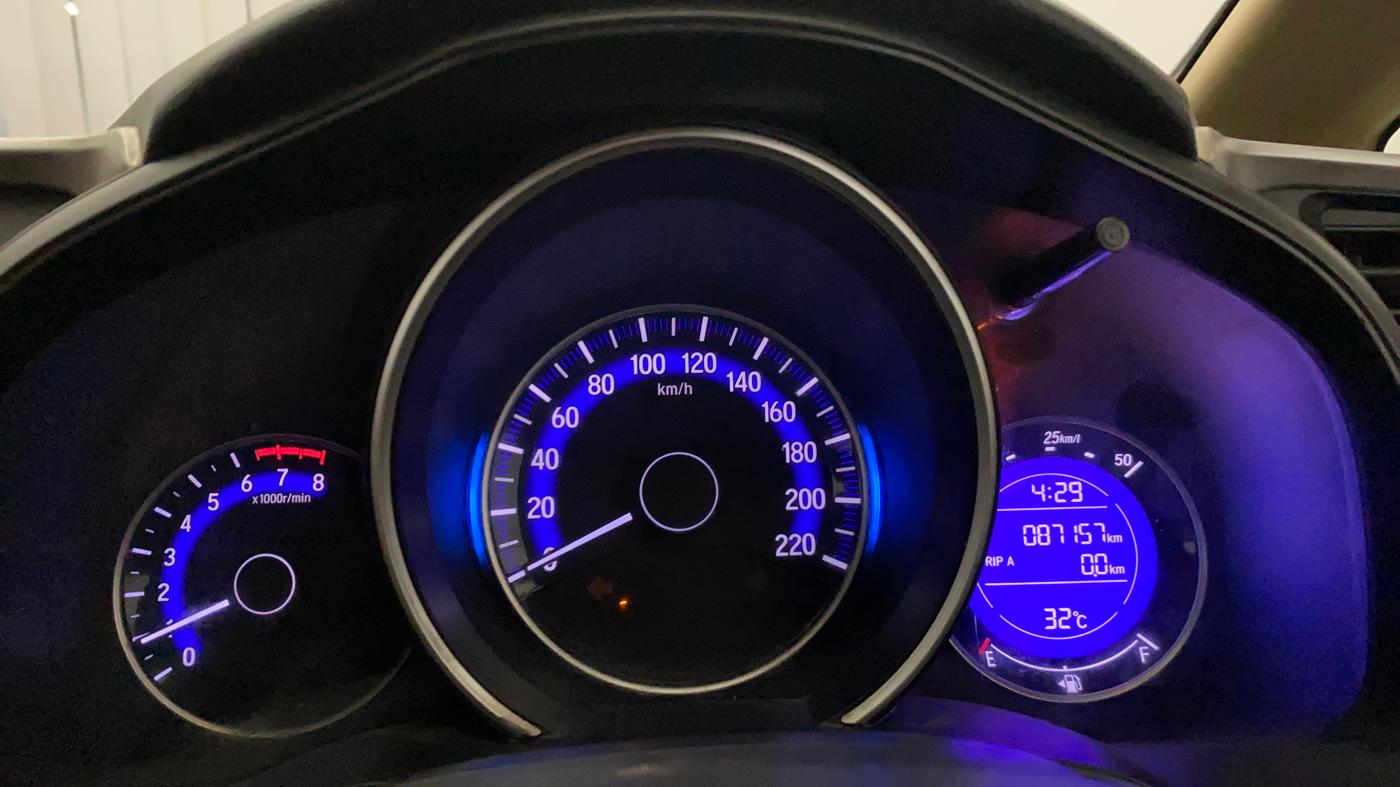 2015 Honda Jazz 1.2L I-VTEC V, Petrol, Manual, 87,106 km, Odometer Image