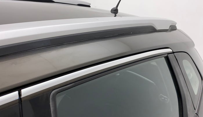 2017 Honda WR-V 1.5L I-DTEC VX MT, Diesel, Manual, 1,06,245 km, Left C pillar - Paint is slightly faded