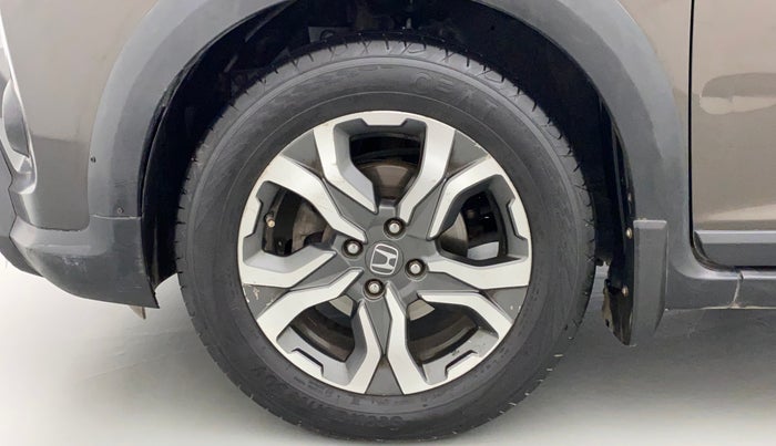 2017 Honda WR-V 1.5L I-DTEC VX MT, Diesel, Manual, 1,06,245 km, Left Front Wheel