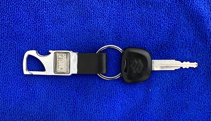 2021 Maruti Eeco 5 STR WITH AC PLUSHTR, CNG, Manual, 15,651 km, Key Close Up