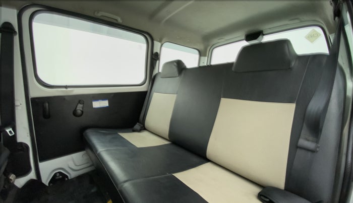 2021 Maruti Eeco 5 STR WITH AC PLUSHTR, CNG, Manual, 15,651 km, Right Side Rear Door Cabin