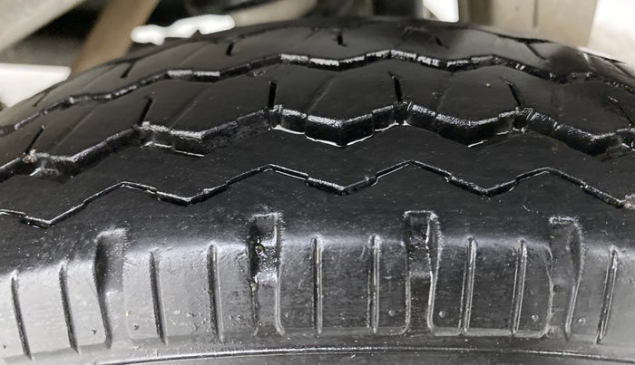 2021 Maruti Eeco 5 STR WITH AC PLUSHTR, CNG, Manual, 15,651 km, Left Rear Tyre Tread