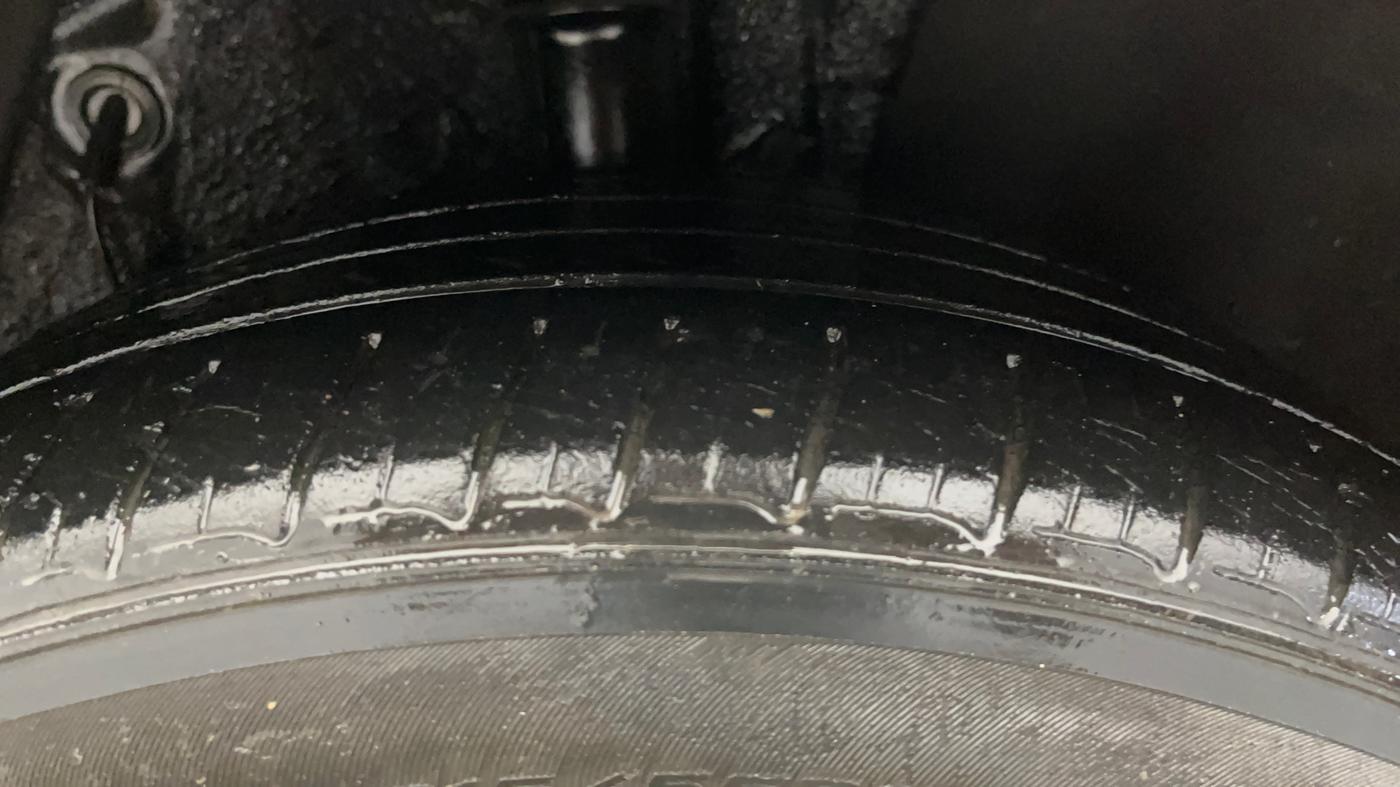 2013 Hyundai Sonata 2.4 GDI MT, Petrol, Manual, 61,210 km, Left Rear Tyre Tread