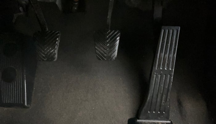 2013 Hyundai Sonata 2.4 GDI MT, Petrol, Manual, 61,158 km, Pedals