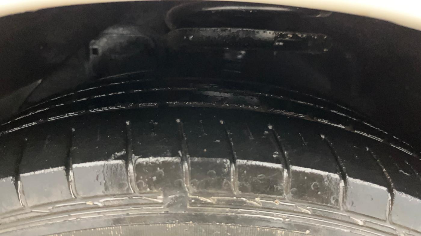 2013 Hyundai Sonata 2.4 GDI MT, Petrol, Manual, 61,210 km, Left Front Tyre Tread