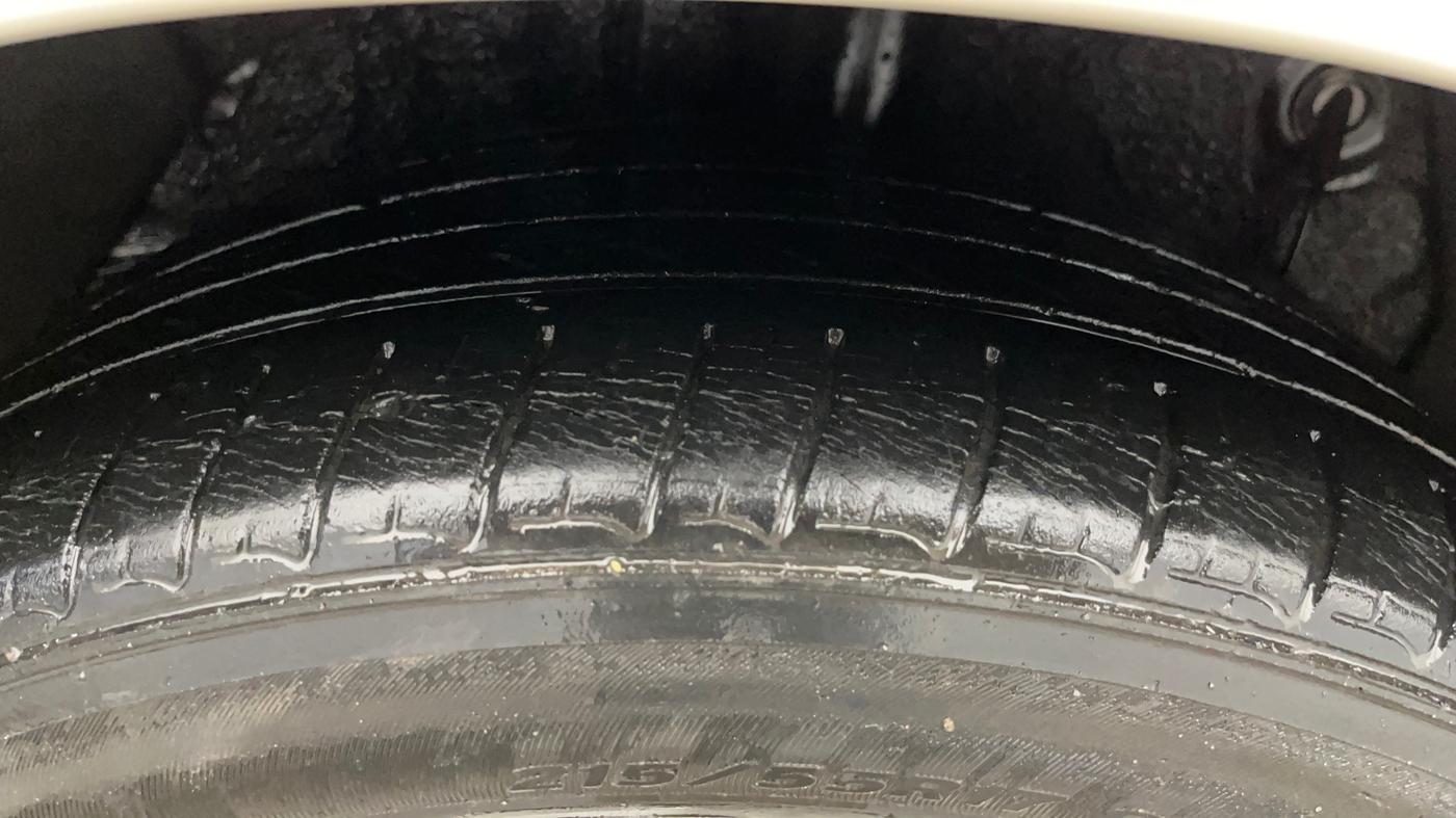 2013 Hyundai Sonata 2.4 GDI MT, Petrol, Manual, 61,210 km, Right Rear Tyre Tread