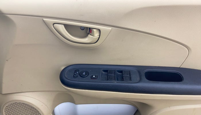 2014 Honda Brio S MT, Petrol, Manual, 67,673 km, Driver Side Door Panels Control