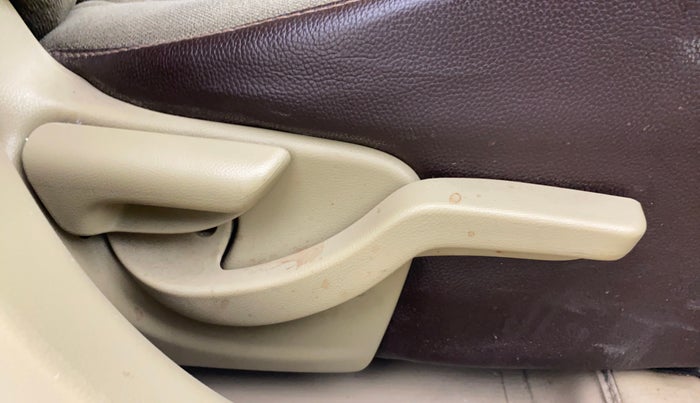 2014 Honda Brio S MT, Petrol, Manual, 67,673 km, Driver Side Adjustment Panel