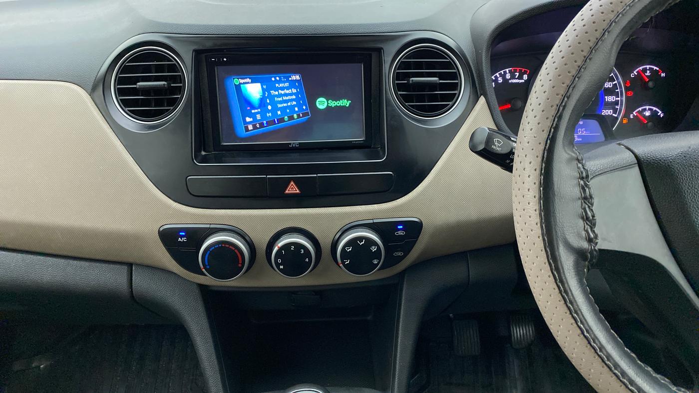 2017 Hyundai Grand i10 MAGNA 1.2 KAPPA VTVT, Petrol, Manual, 70,190 km, Air Conditioner