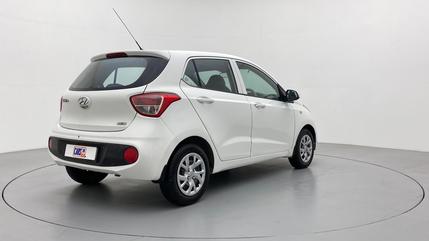 2017 Hyundai Grand i10 MAGNA 1.2 KAPPA VTVT, Petrol, Manual, 70,190 km, Right Back Diagonal