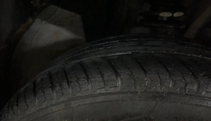 2021 Renault Kiger RXL 1.0 TURBO MT, Petrol, Manual, 38,886 km, Right Front Tyre Tread