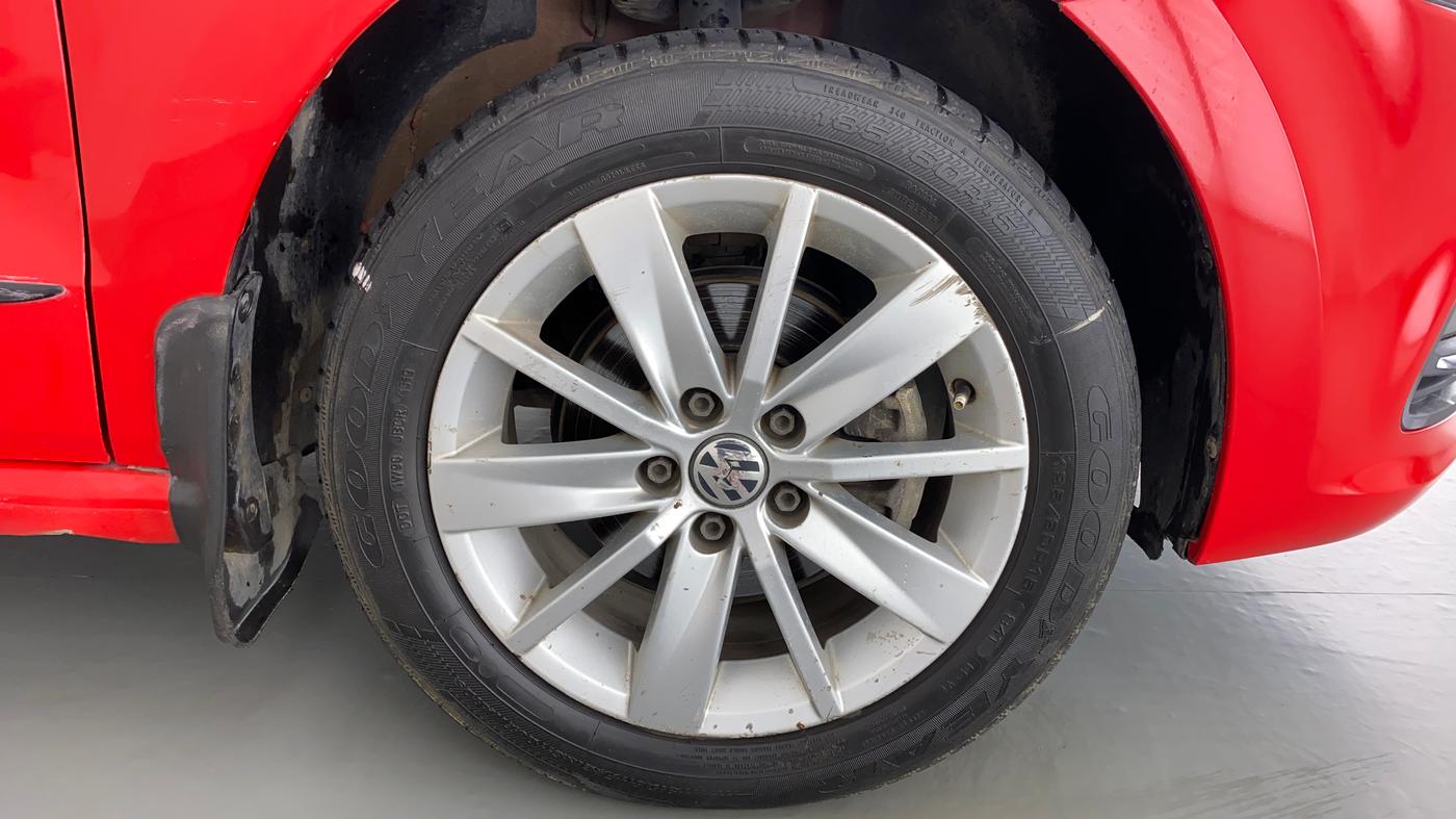2017 Volkswagen Polo HIGHLINE1.2L PETROL, Petrol, Manual, Right Front Wheel