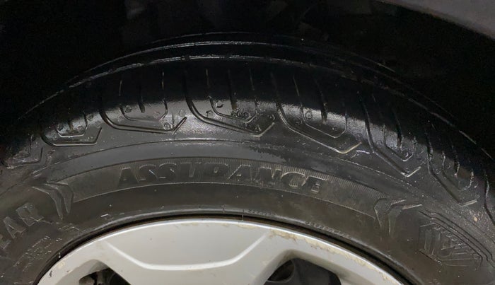 2022 Tata Tiago XT (O) PETROL, Petrol, Manual, 45,354 km, Right Front Tyre Tread