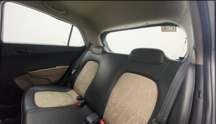 2019 Hyundai Grand i10 MAGNA 1.2 KAPPA VTVT, Petrol, Manual, 41,923 km, Right Side Rear Door Cabin