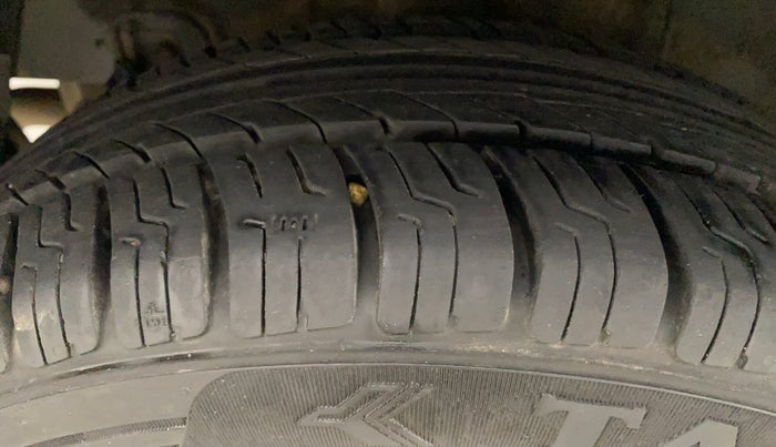 2019 Hyundai Grand i10 MAGNA 1.2 KAPPA VTVT, Petrol, Manual, 41,923 km, Right Front Tyre Tread