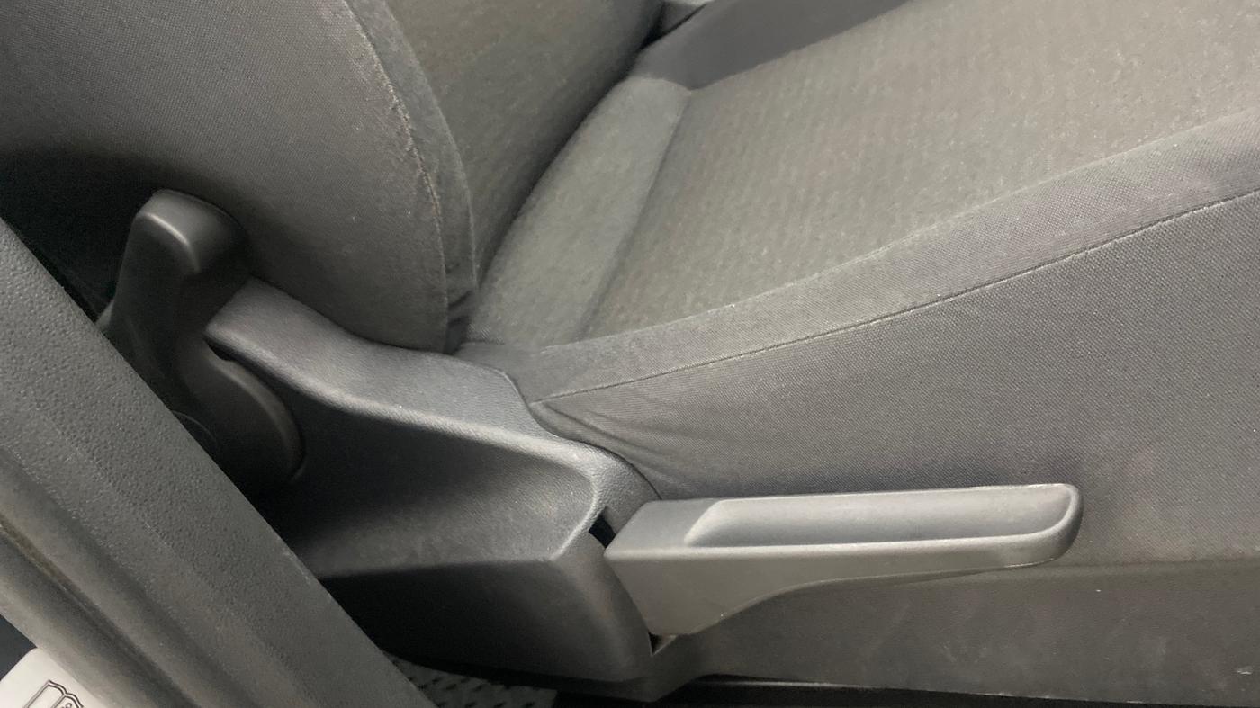 2021 Skoda KUSHAQ ACTIVE 1.0L TSI MT, Petrol, Manual, 50,664 km, Driver Side Adjustment Panel