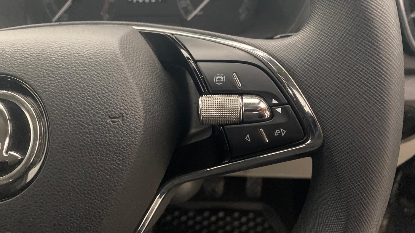 2021 Skoda KUSHAQ ACTIVE 1.0L TSI MT, Petrol, Manual, 50,664 km, Adaptive Cruise Control