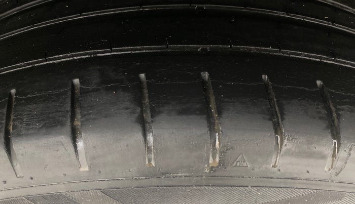 2021 Skoda KUSHAQ ACTIVE 1.0L TSI MT, Petrol, Manual, 50,664 km, Left Rear Tyre Tread