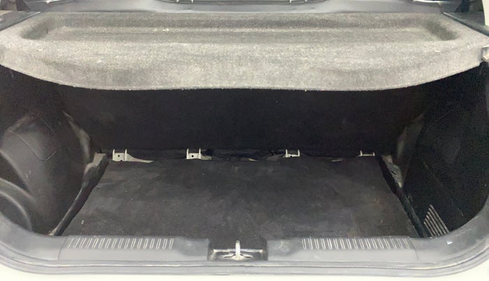 2021 Maruti Swift VXI, Petrol, Manual, 61,151 km, Boot Inside