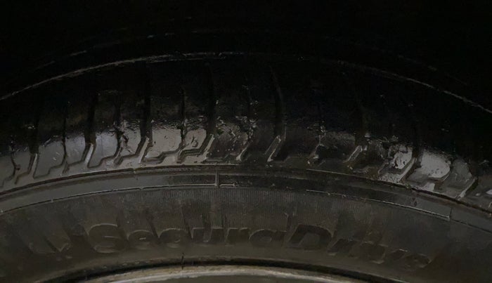 2023 Hyundai NEW I20 SPORTZ 1.2 MT, Petrol, Manual, 51,087 km, Left Front Tyre Tread