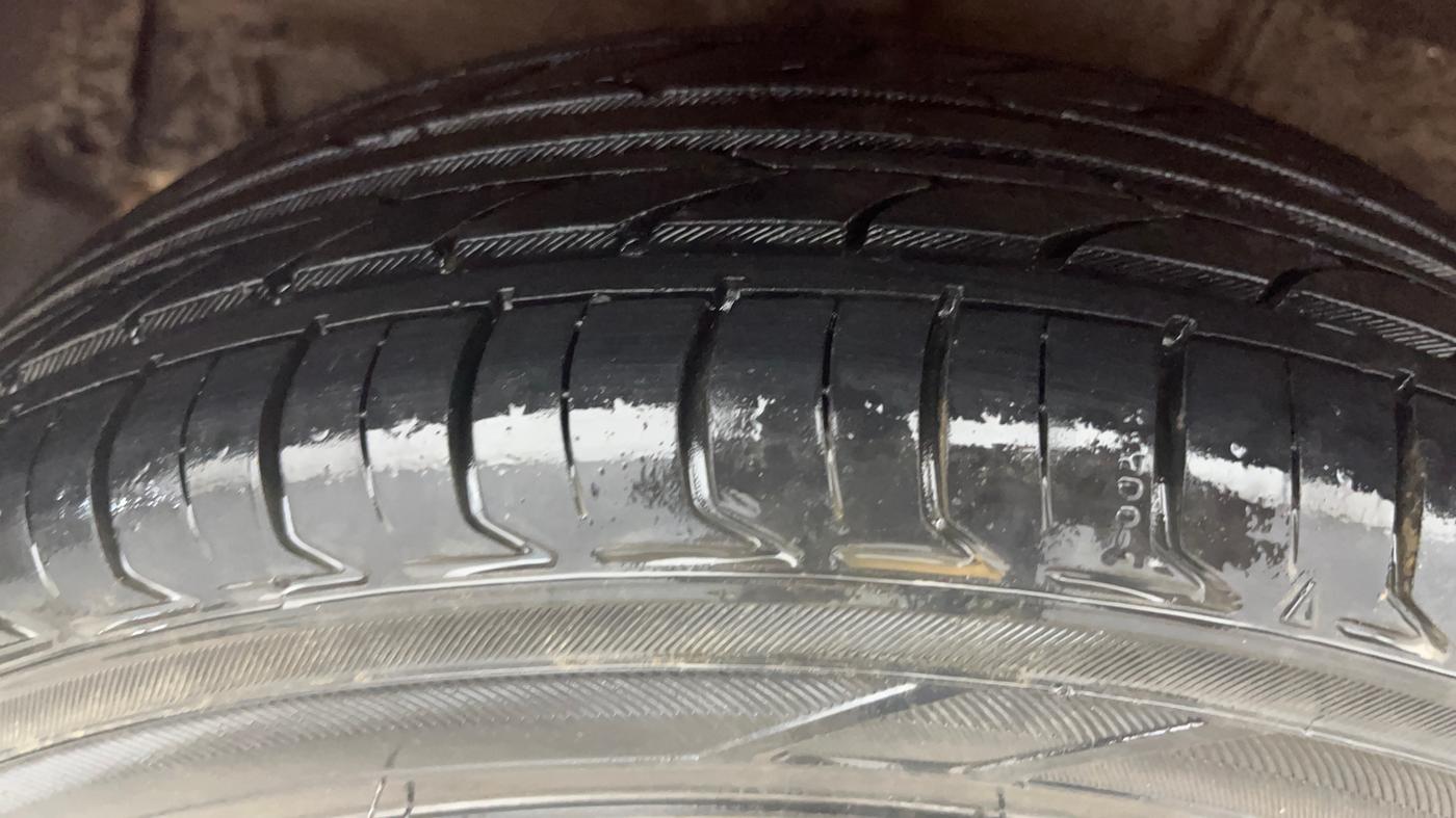 2014 Hyundai Xcent S (O) 1.2, Petrol, Manual, 71,613 km, Right Rear Tyre Tread