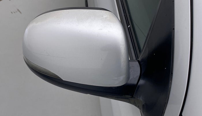 2012 Hyundai i20 SPORTZ 1.2, Petrol, Manual, 76,643 km, Right rear-view mirror - Folding motor not working