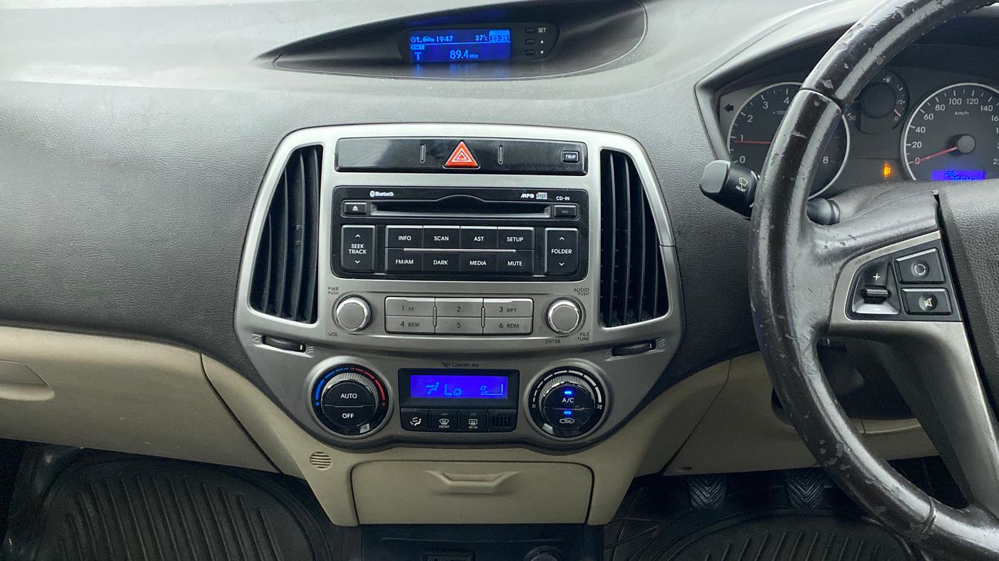 2012 Hyundai i20 SPORTZ 1.2, Petrol, Manual, 76,643 km, Air Conditioner