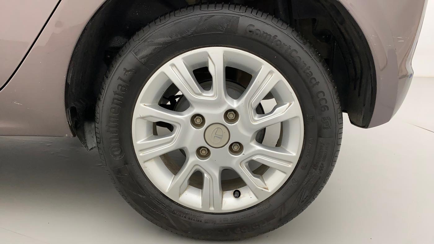 2018 Tata Tiago XZ DIESEL, Diesel, Manual, 64,409 km, Left Rear Wheel