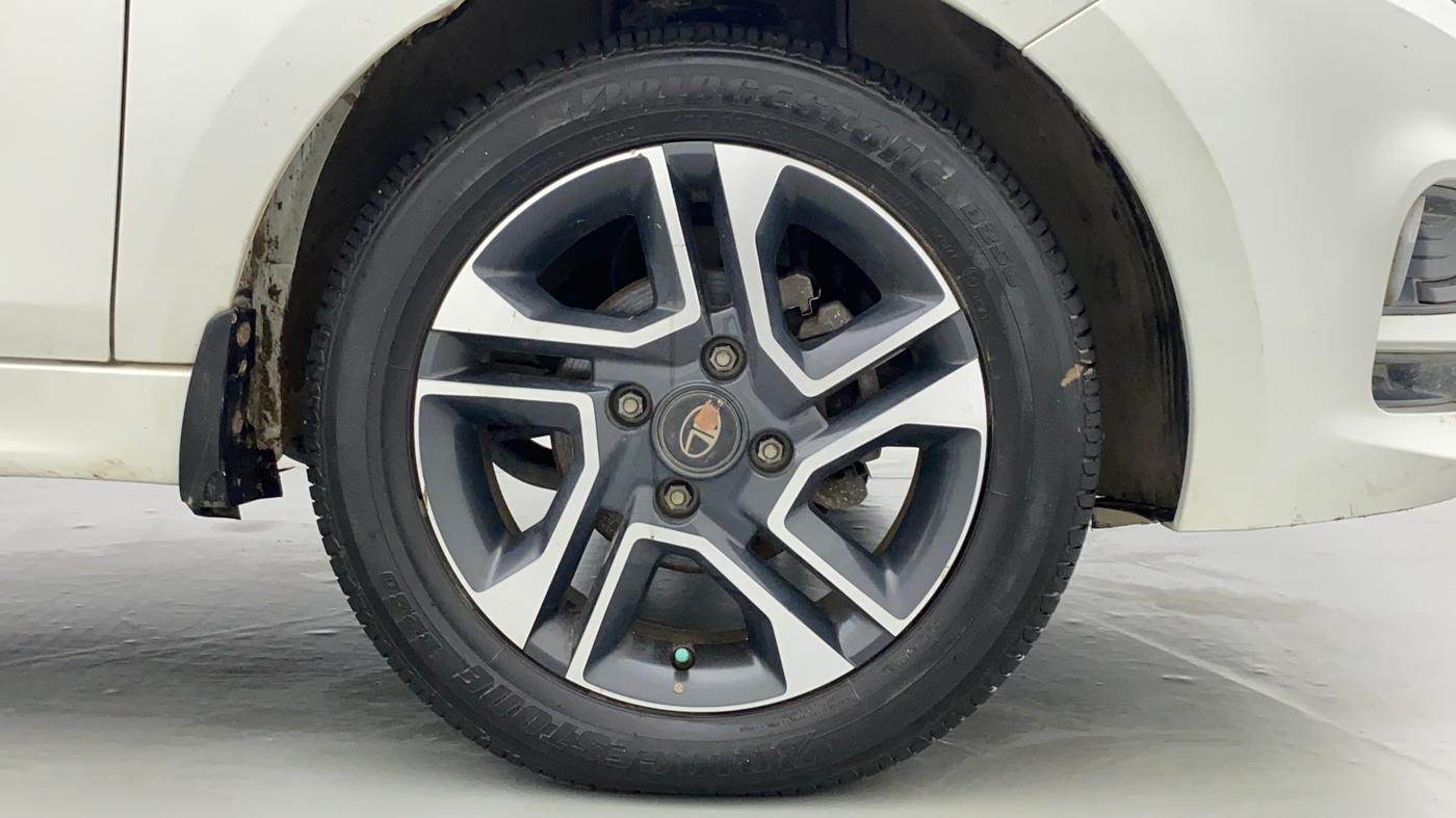2020 Tata Tiago XZA+ 1.2 RTN, Petrol, Automatic, 32,595 km, Right Front Wheel