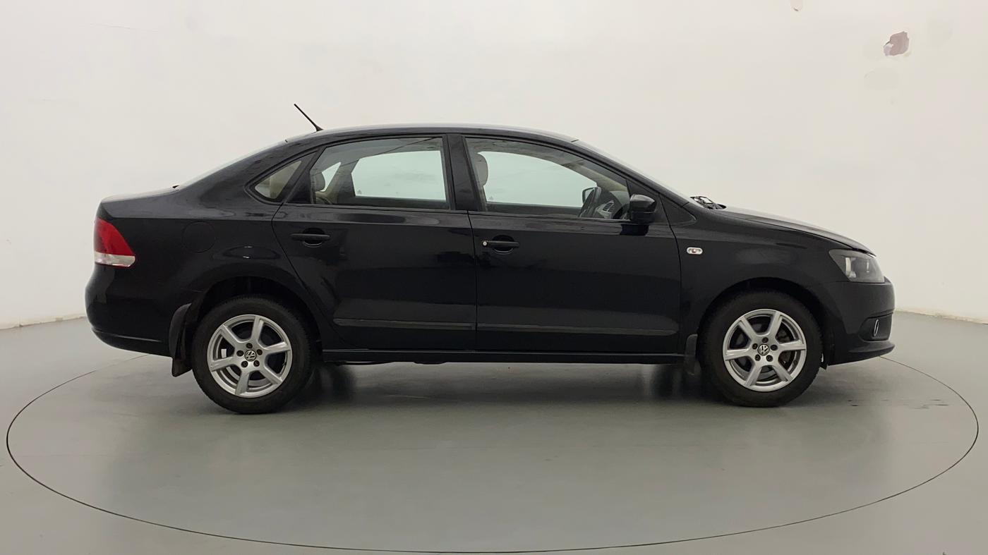 2014 Volkswagen Vento HIGHLINE PETROL AT, Petrol, Automatic, 61,888 km, Right Side