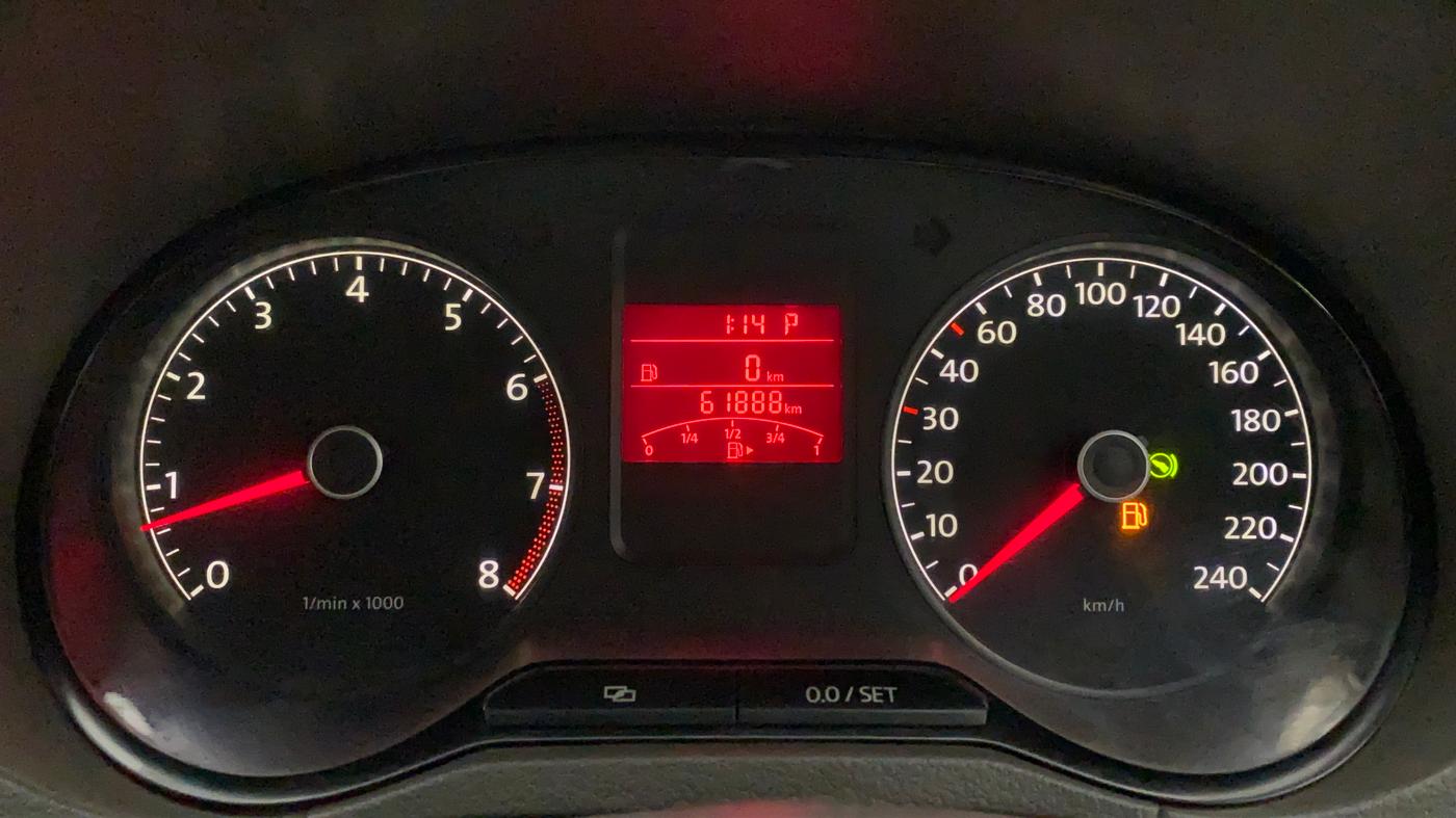 2014 Volkswagen Vento HIGHLINE PETROL AT, Petrol, Automatic, 61,888 km, Odometer Image