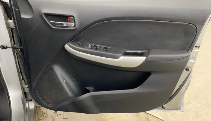 2016 Maruti Baleno DELTA PETROL 1.2, Petrol, Manual, 43,993 km, Driver Side Door Panels Control