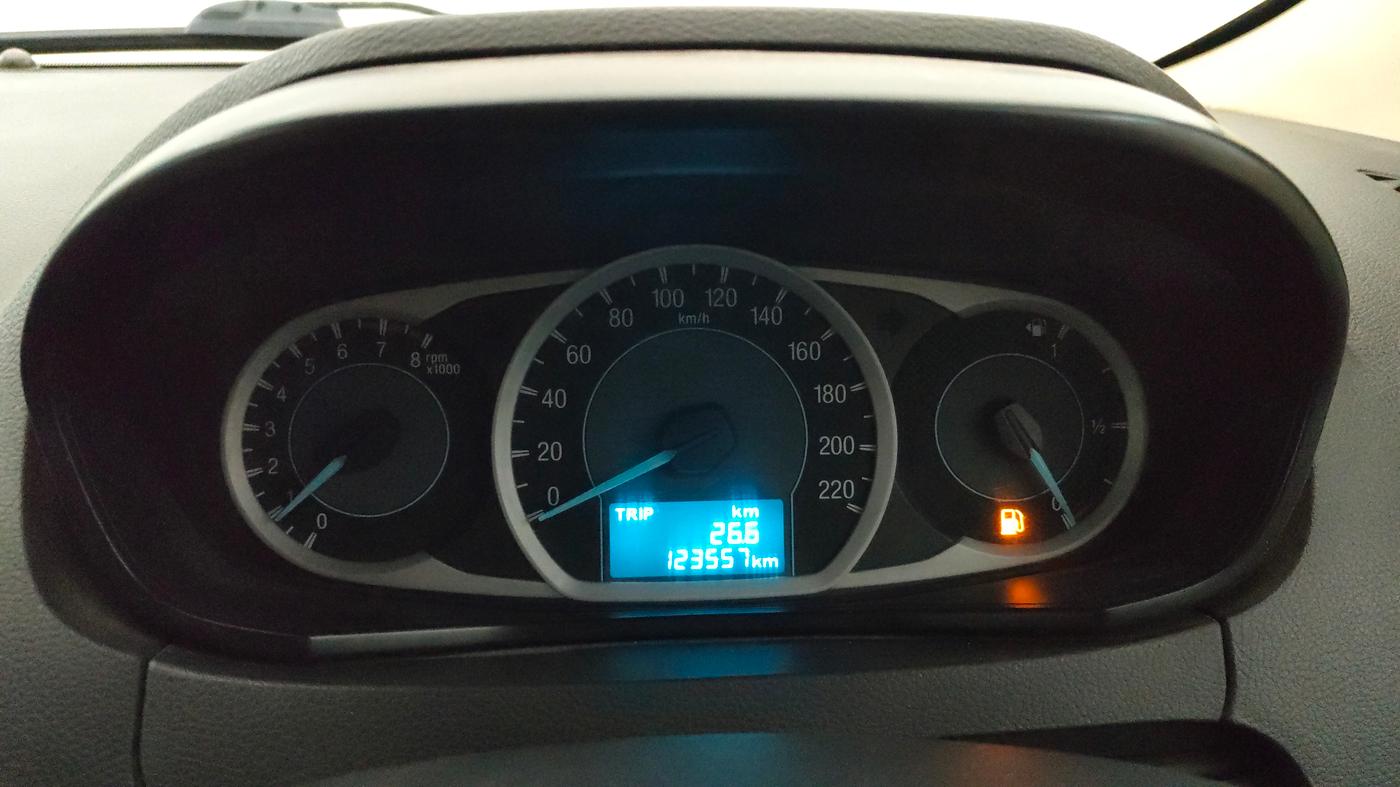 2017 Ford Figo Aspire TITANIUM 1.2 PETROL, Petrol, Manual, 1,23,557 km, Odometer Image