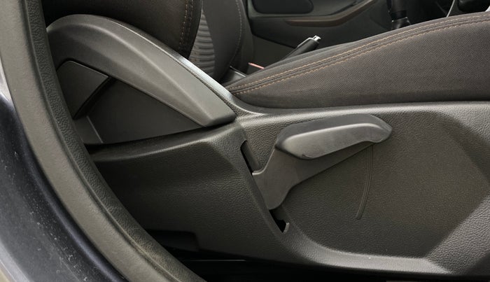 2020 Ford FREESTYLE TITANIUM PLUS 1.2 PETROL, Petrol, Manual, 5,628 km, Driver Side Adjustment Panel